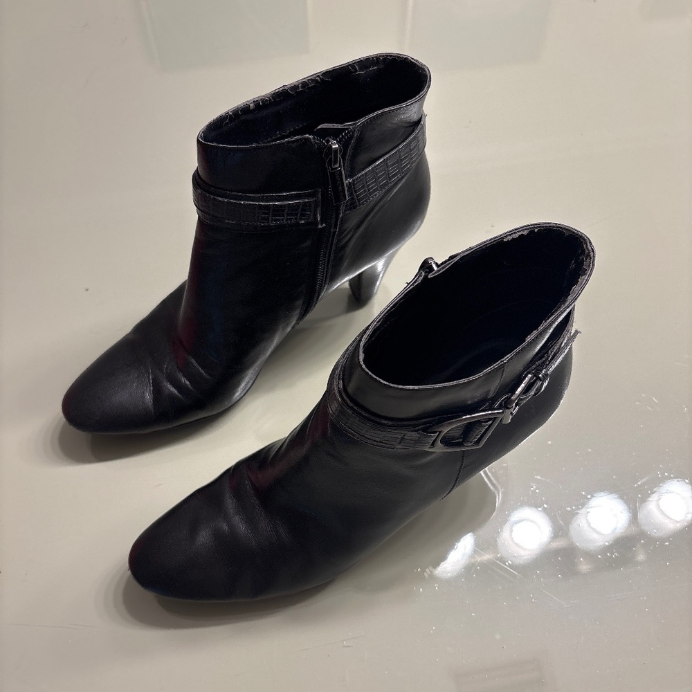 Bandolino ‘Flightie’ Ankle Boot Black Size 9